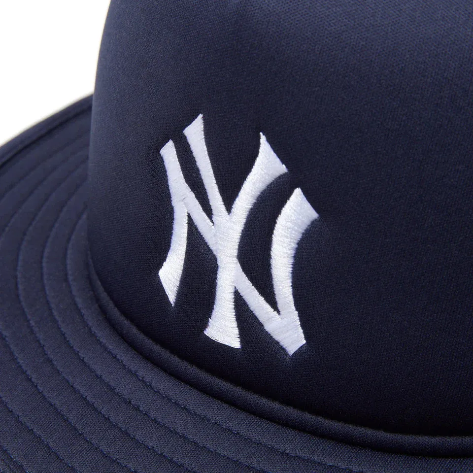 A-Frame Trucker New York Yankees Navy 5-Panel Bucket