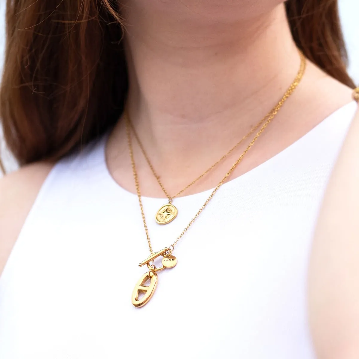 Amori Compass Necklace, Gold
