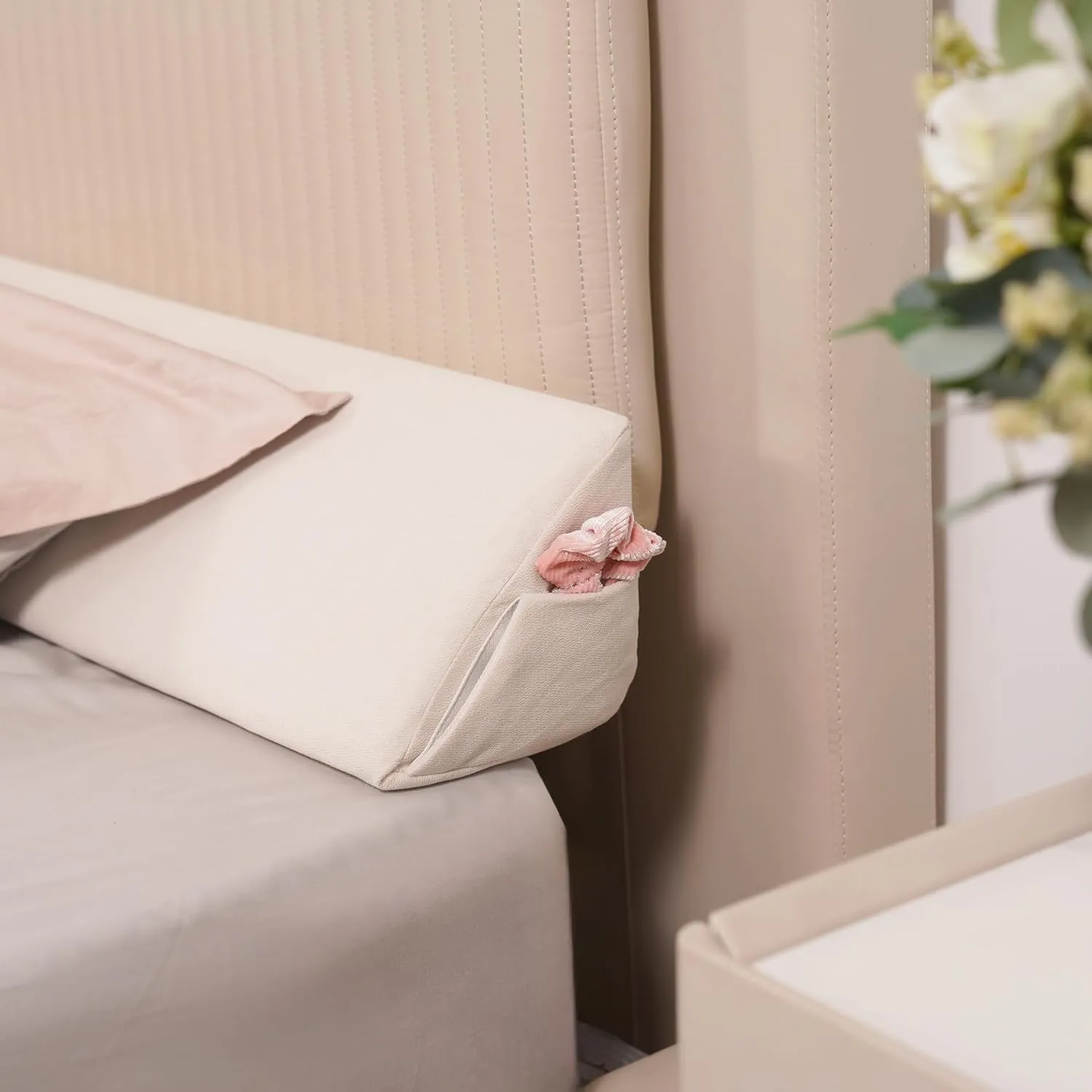 Aurako King Size Bed Wedge Pillow Headboard Pillow Mattress Wedge Bed Gap Filler Triangle Memory Foam Wedges Body Positioners for Sleeping Body Lumbar Backrest Reading Bolster Pillow