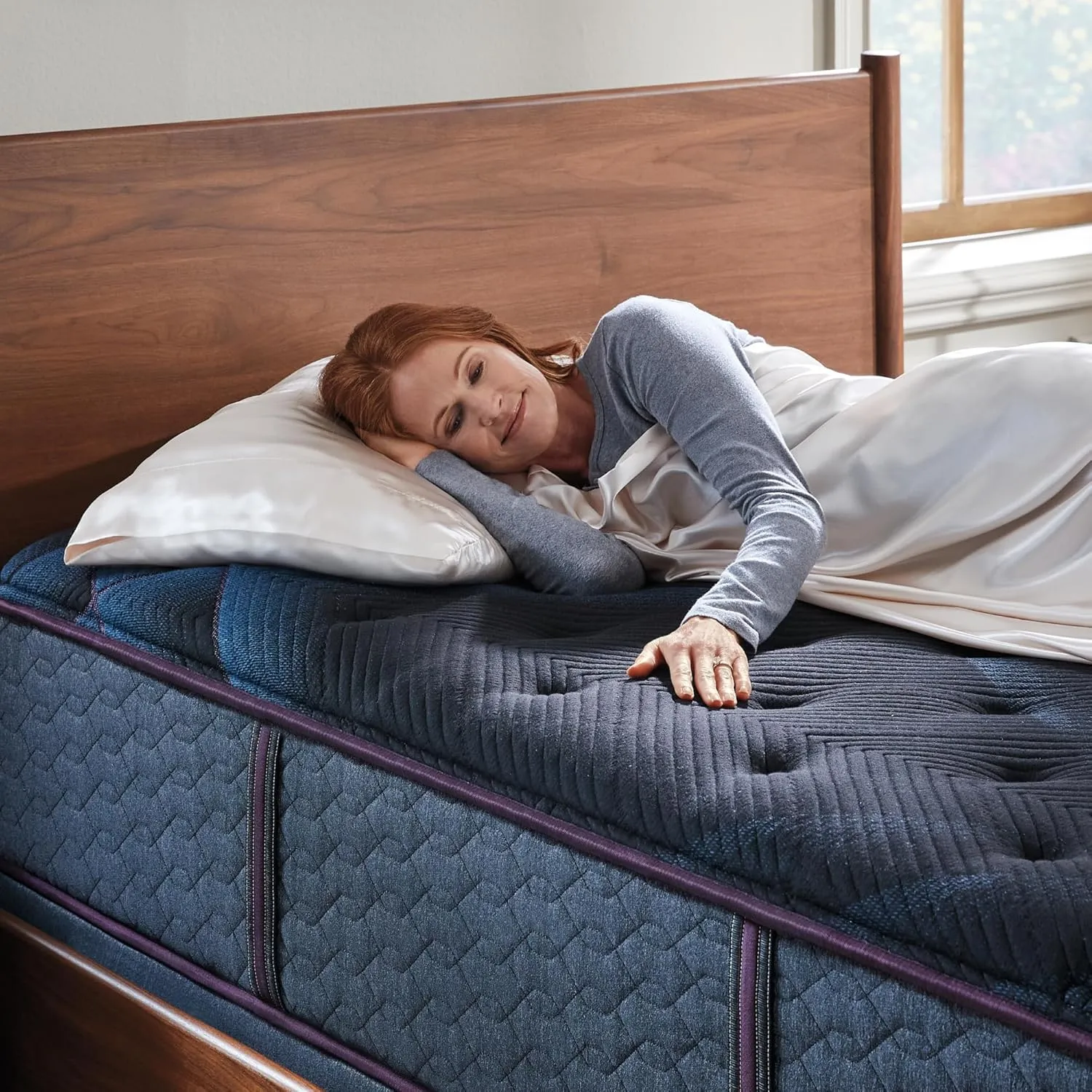 Beautyrest World Class Level Three Medium Pillow Top 15.75" Mattress - Queen Size - Supportive, Pressure Relief, Cooling, Motion Separation; CertiPUR-US, 100 Night Sleep Trial and 10 Year Warranty