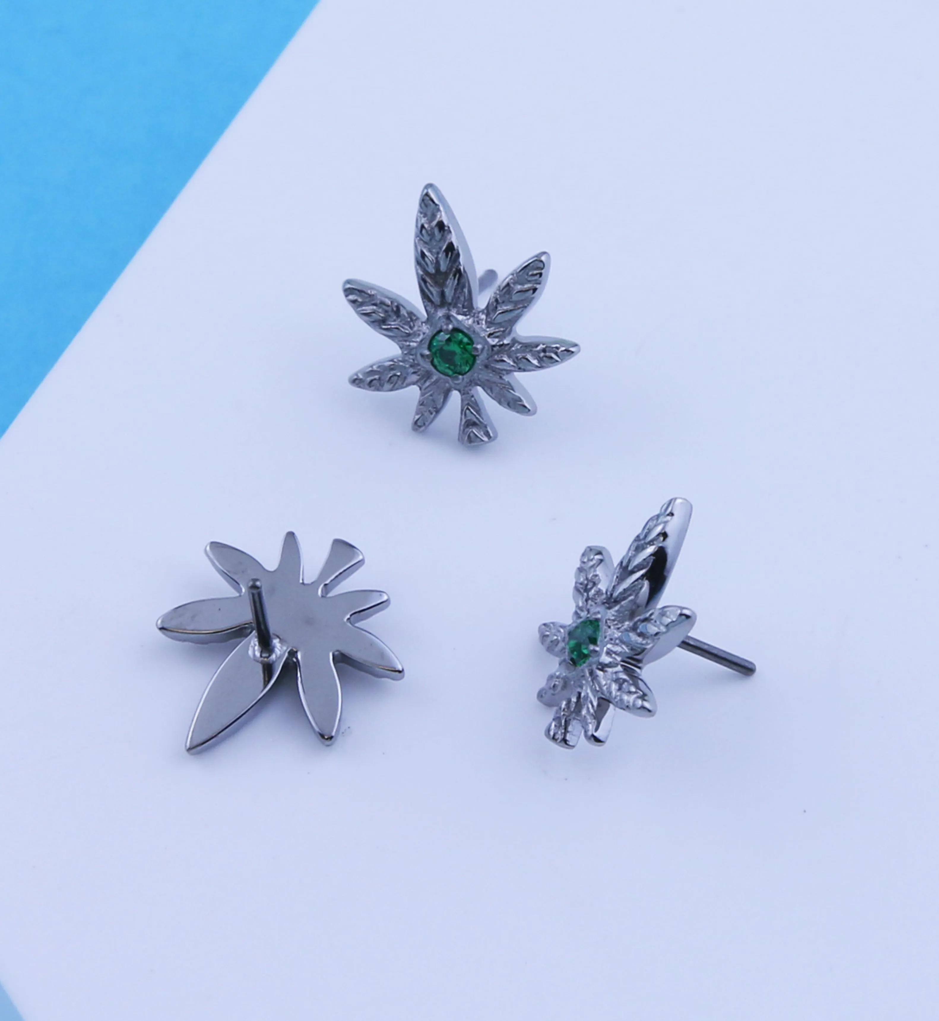 Cannabis Leaf Green CZ Titanium Threadless Top