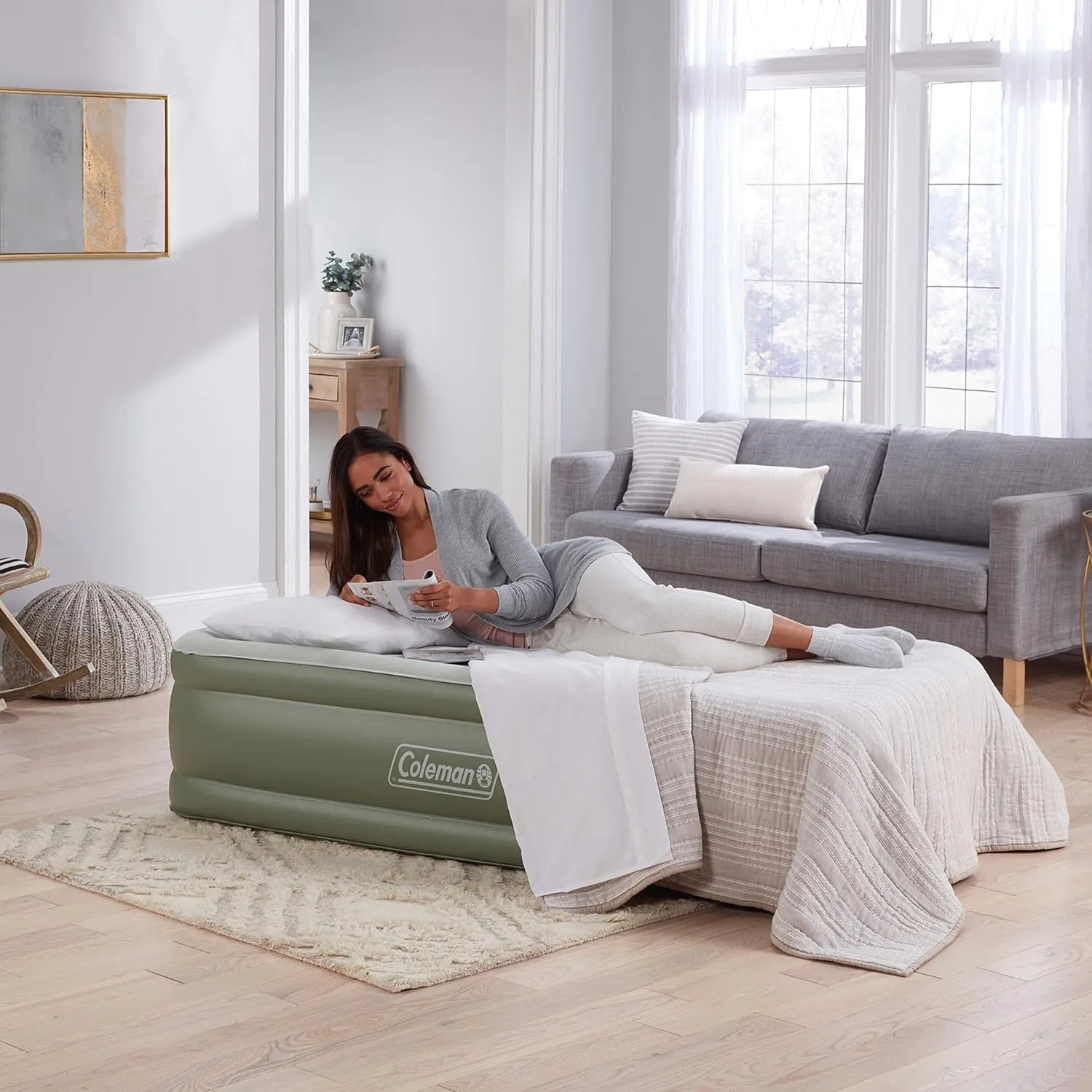 Coleman SupportRest Double-High Air Mattress for Indoor or Outdoor Use, Easily Inflatable Airbed with Plush Top & Carry Bag, Queen & Twin Options Available