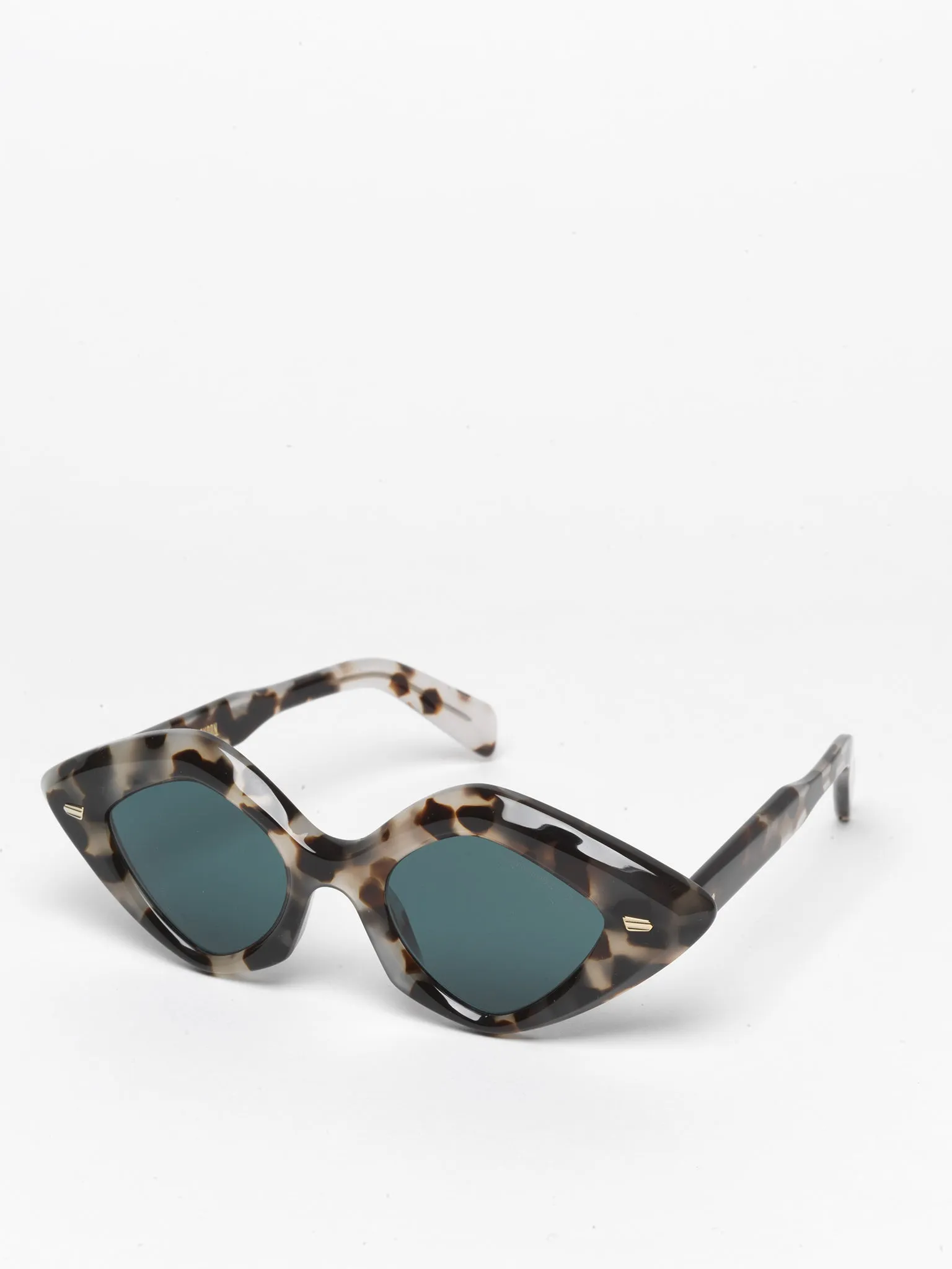 Cutler and Gross / 9126 / Jet Engine Grey