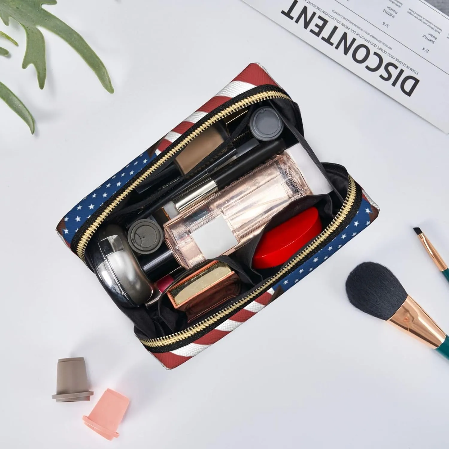 Eagle With Usa Flag Toiletry Pouch, Travel-Friendly Makeup Organizer For Makeup Brushes, Lipsticks