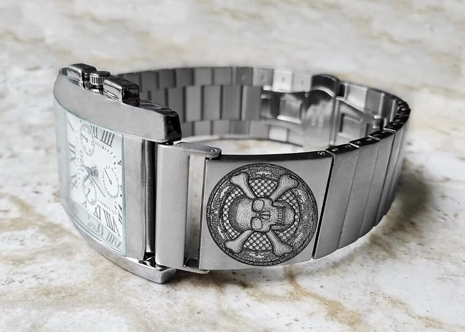 Engraved Strap Band for 22mm 24mm 25mm Width Lugs Traditional Casual Luxury Watches and Smartwatches Silver Stainless Steel Bracelet S-SC3