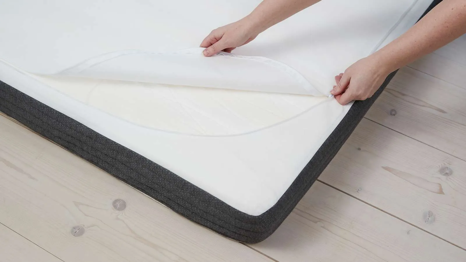 Latex/Foam Mattress, 190X140 Bamboo Cover