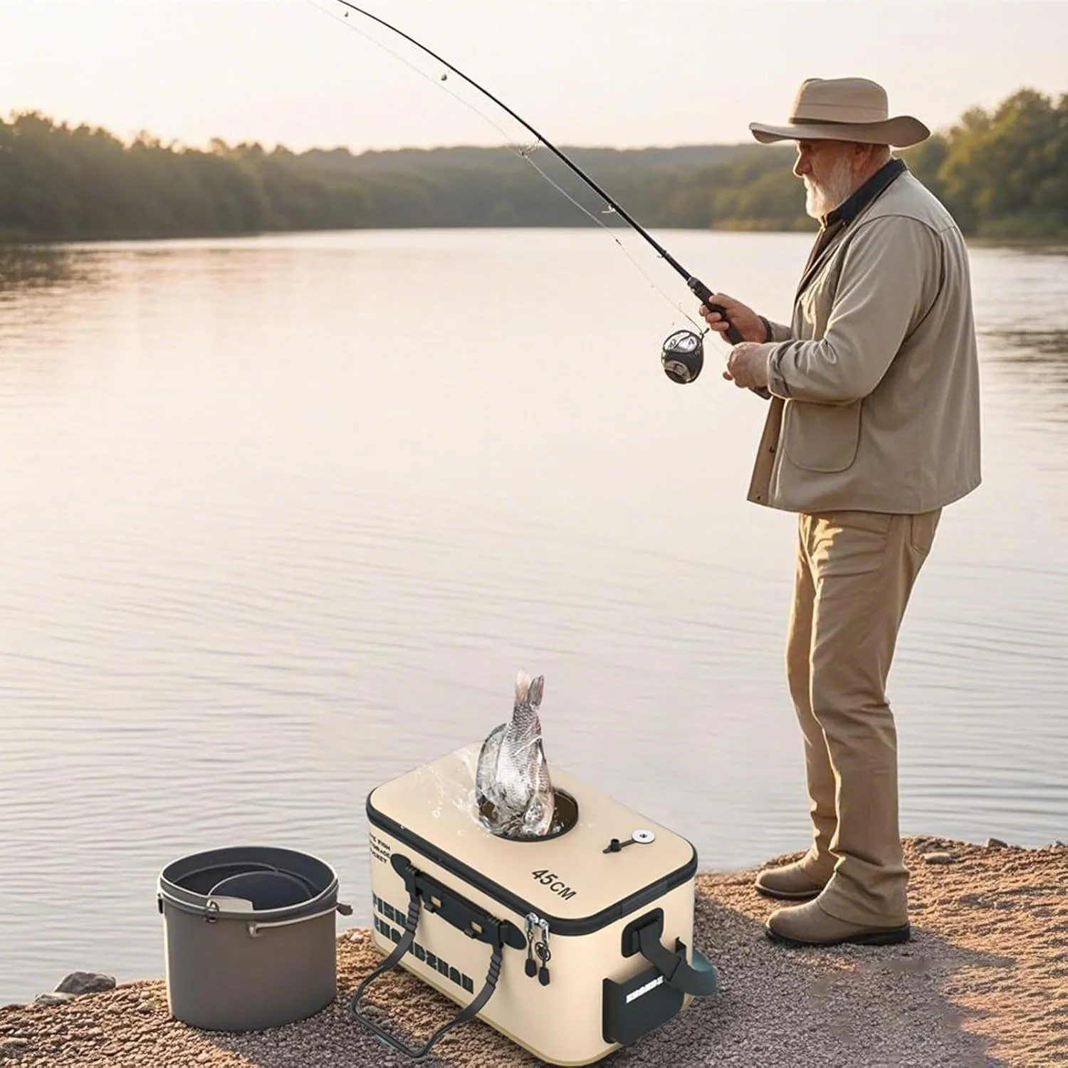 Live Fish Lures Bucket - Live Bait Container with Aeration Holes, Portable Aerated Water Bucket for Minnows, Fish Transport Box | Leakproof Design for Outdoor Travel, Boat Fishing (15.7x9.8x8.6)