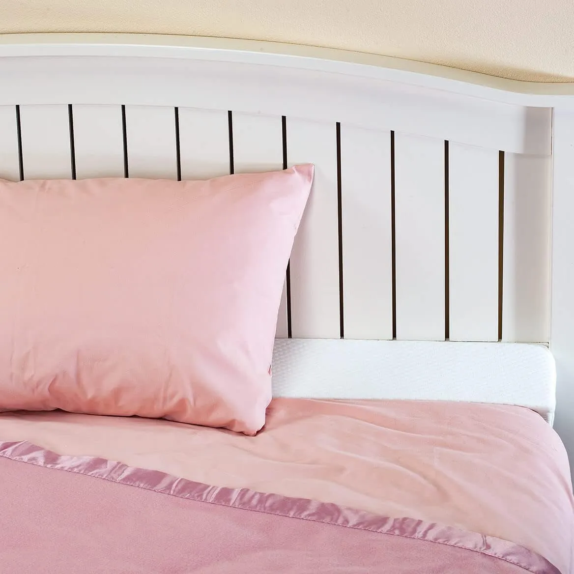 LivingSURE Bed Wedge Mattress Gap Filler, Queen