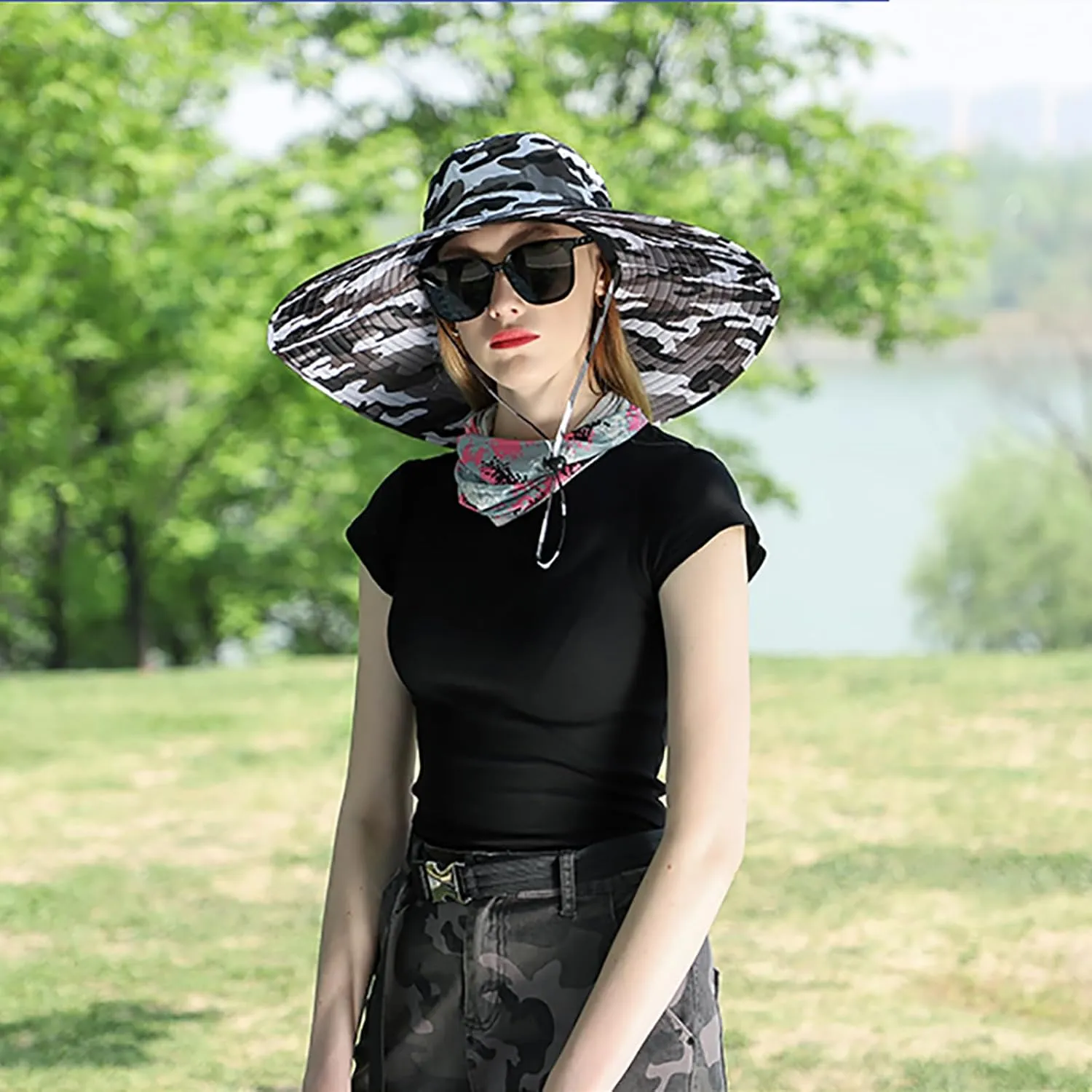 Peicees Women Wide Brim Sun Hat UPF50  Waterproof Sun Hats for Fishing Hiking Camping Gardening