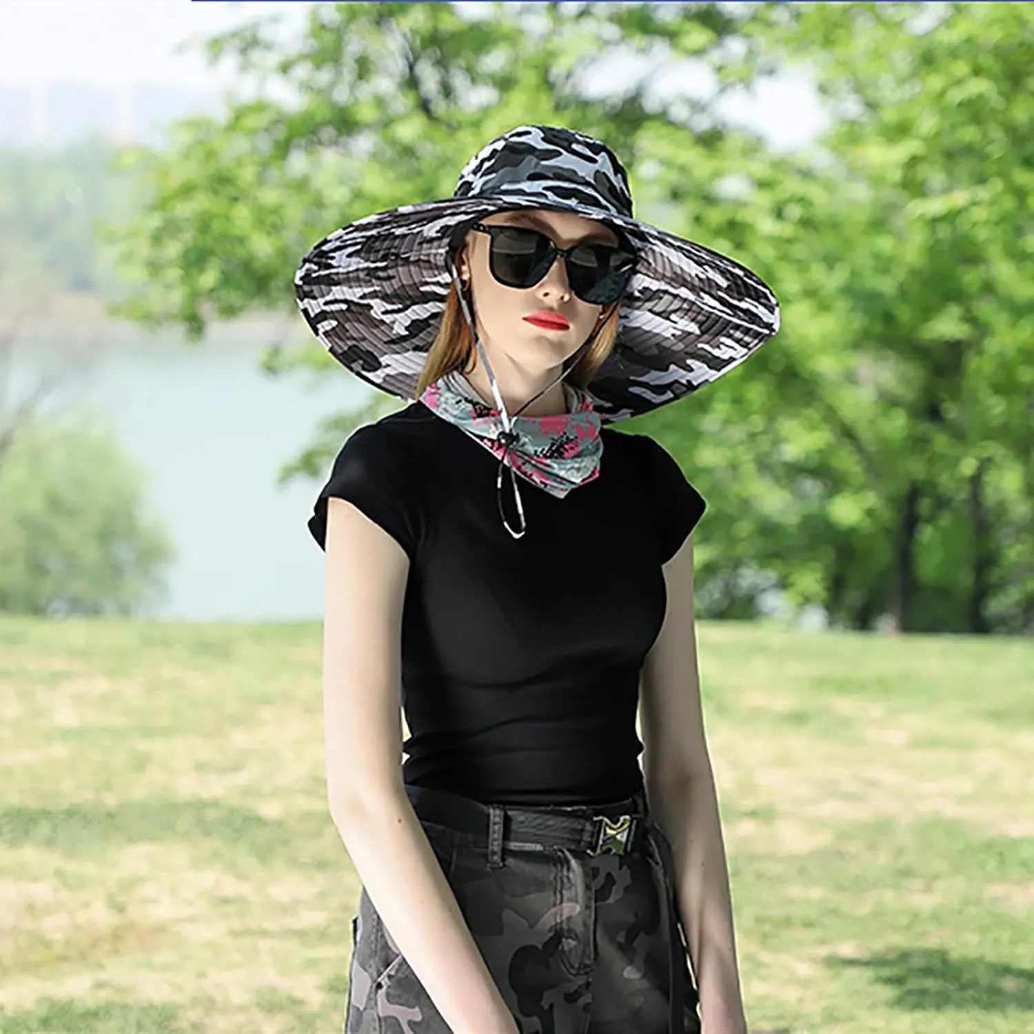 Peicees Women Wide Brim Sun Hat UPF50  Waterproof Sun Hats for Fishing Hiking Camping Gardening