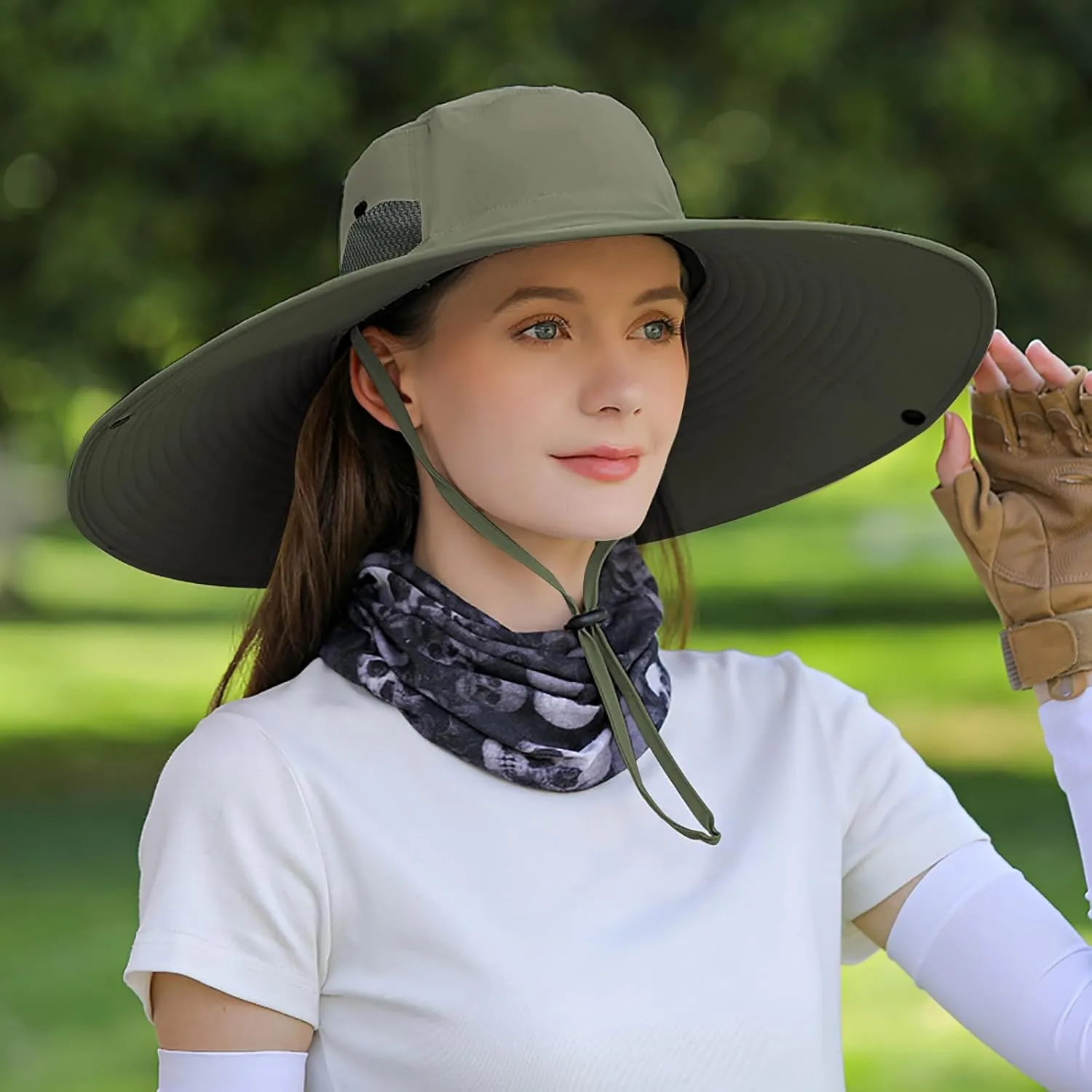 Peicees Women Wide Brim Sun Hat UPF50  Waterproof Sun Hats for Fishing Hiking Camping Gardening