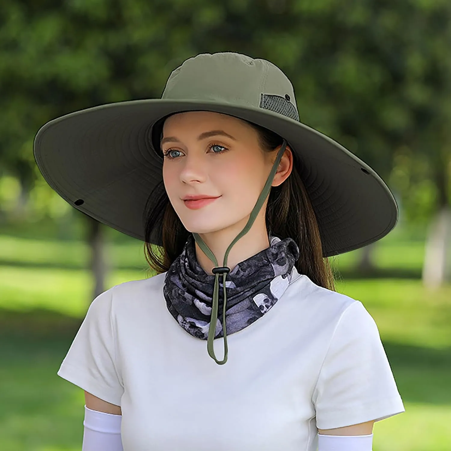 Peicees Women Wide Brim Sun Hat UPF50  Waterproof Sun Hats for Fishing Hiking Camping Gardening