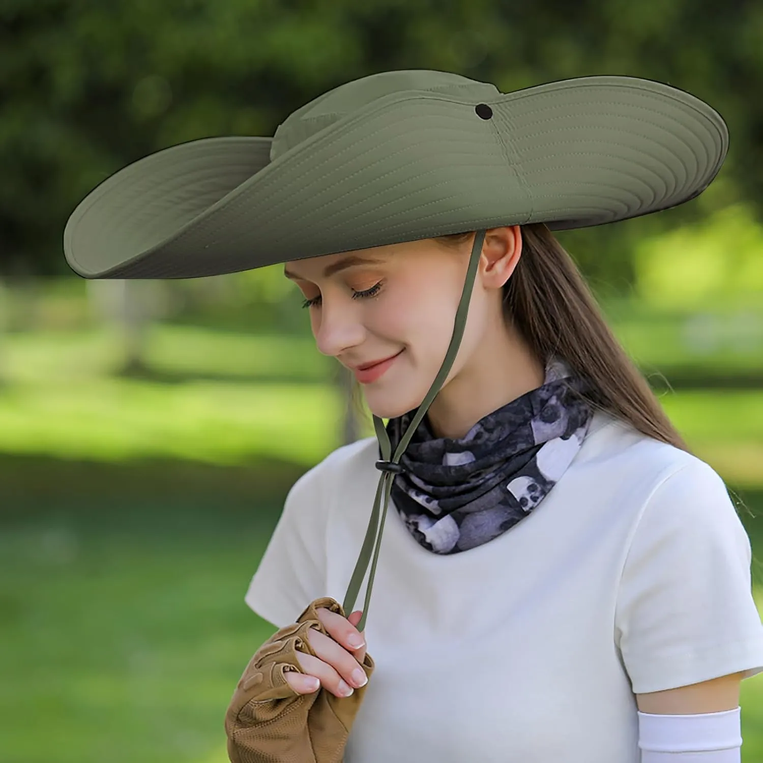 Peicees Women Wide Brim Sun Hat UPF50  Waterproof Sun Hats for Fishing Hiking Camping Gardening