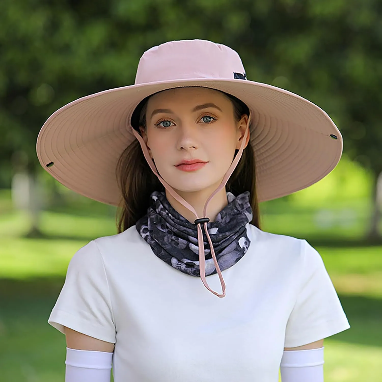 Peicees Women Wide Brim Sun Hat UPF50  Waterproof Sun Hats for Fishing Hiking Camping Gardening
