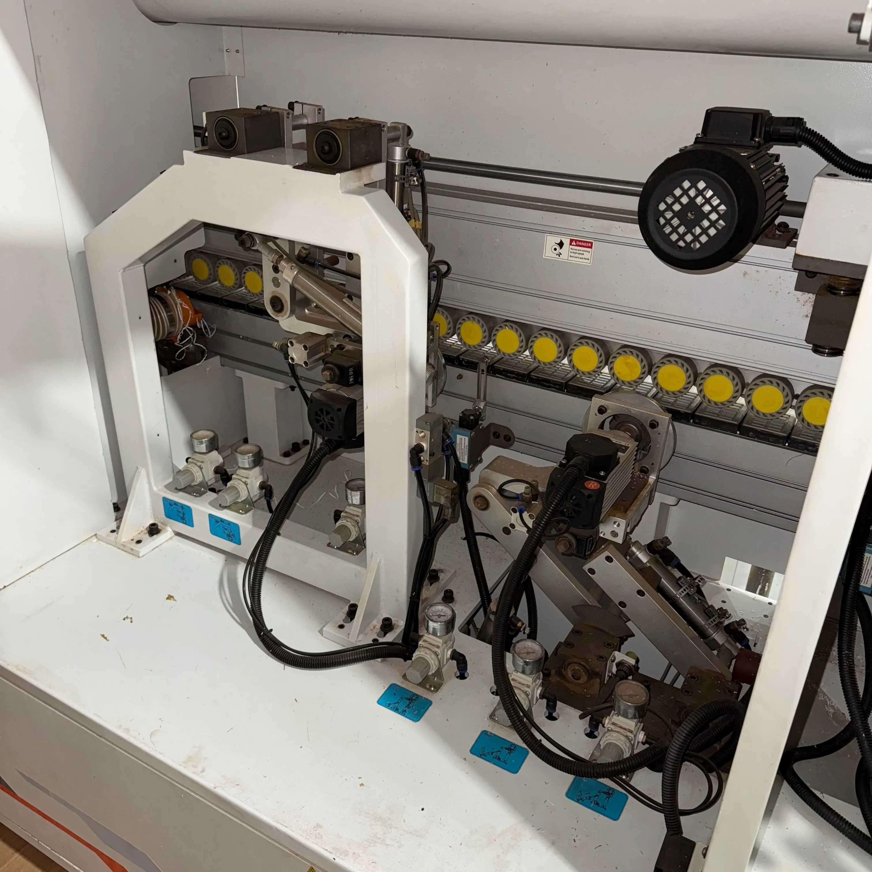 *Pre-Loved* ToughCut Semi Automatic Hot Melt Edge Bander Rutile 500