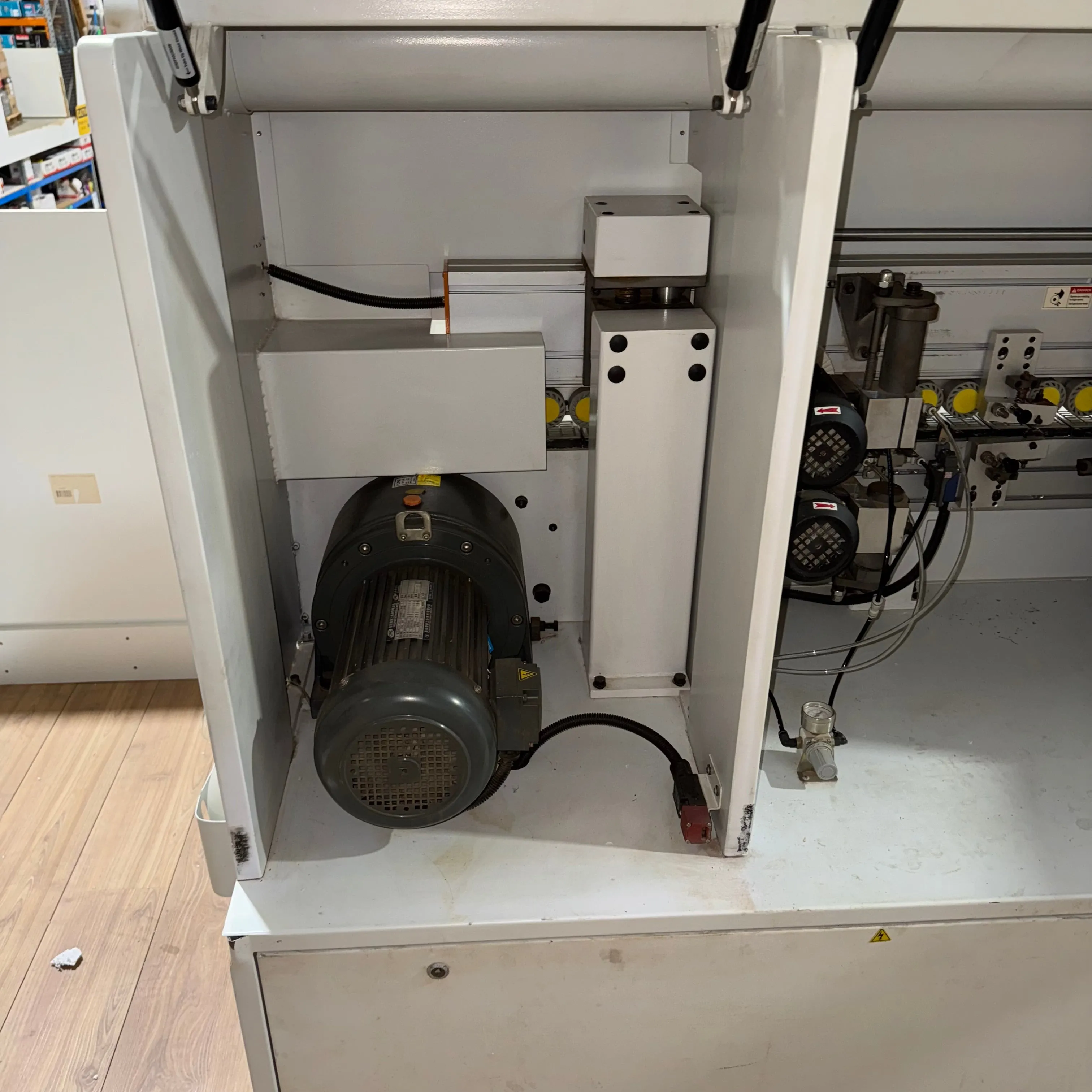 *Pre-Loved* ToughCut Semi Automatic Hot Melt Edge Bander Rutile 500