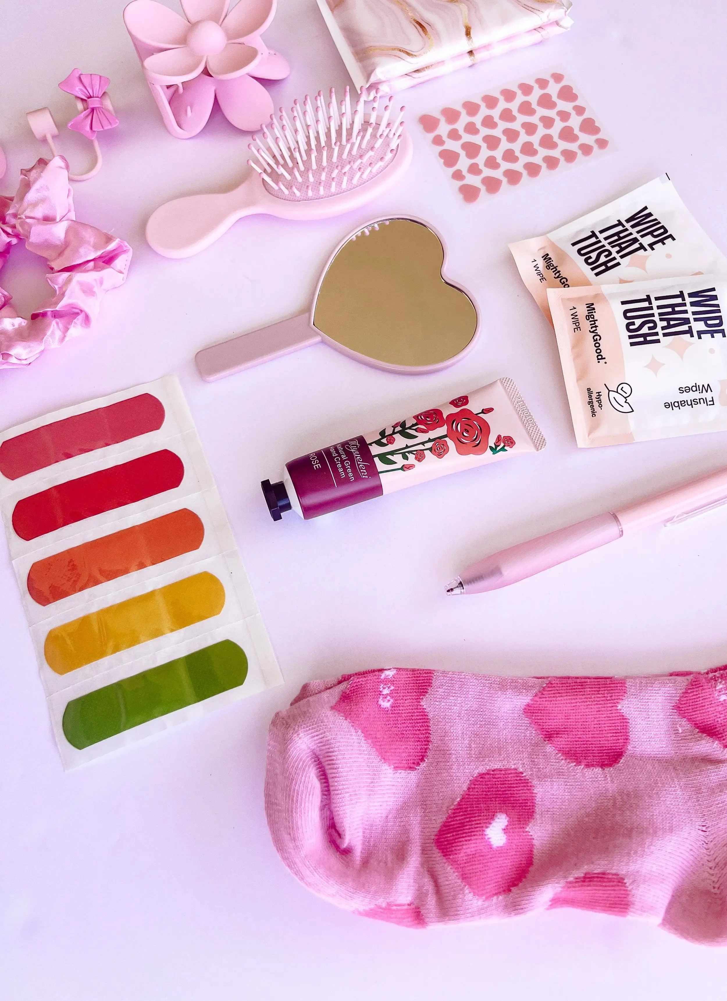 School Emergency Kit for Girls – The Teen Kit in Pink