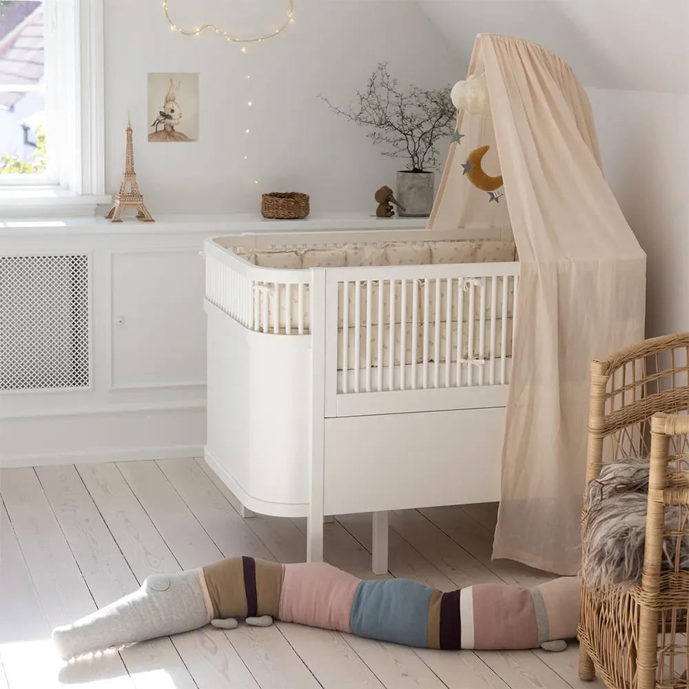 Sebra  Classic White baby and junior bed