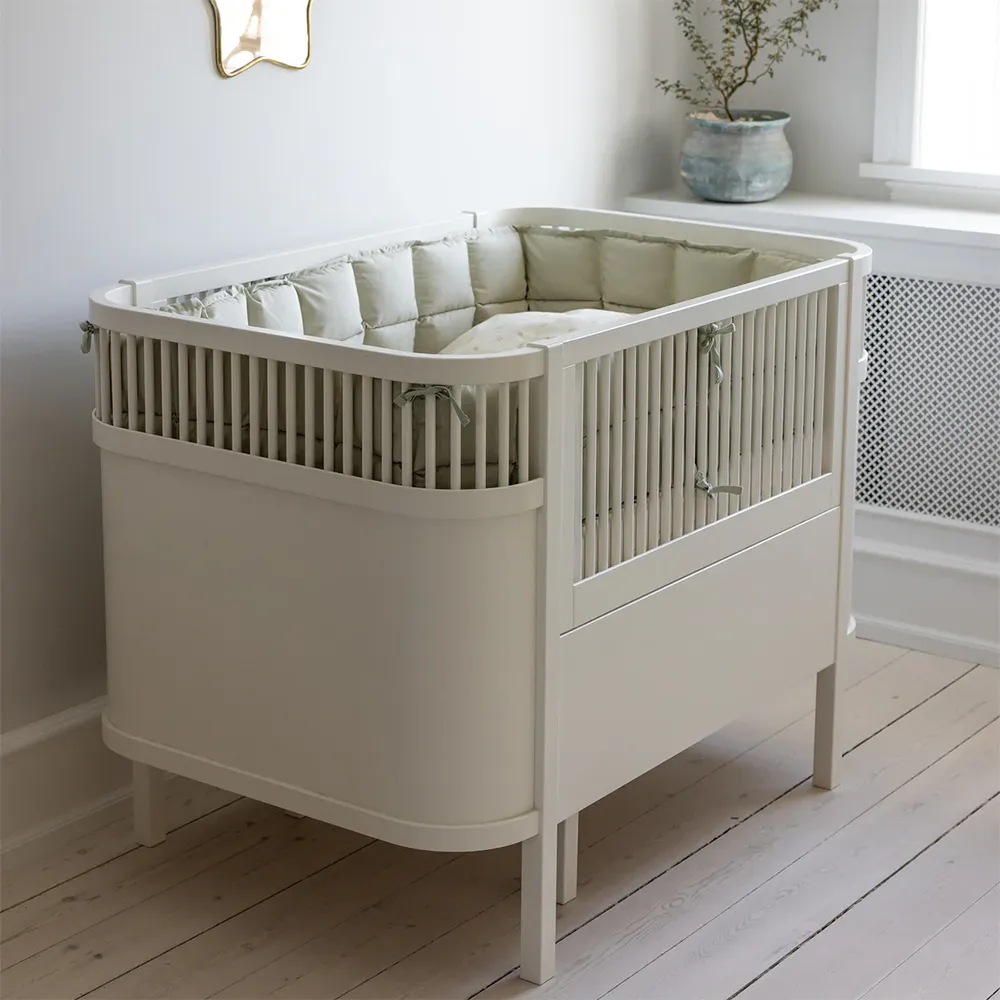 Sebra  Classic White baby and junior bed