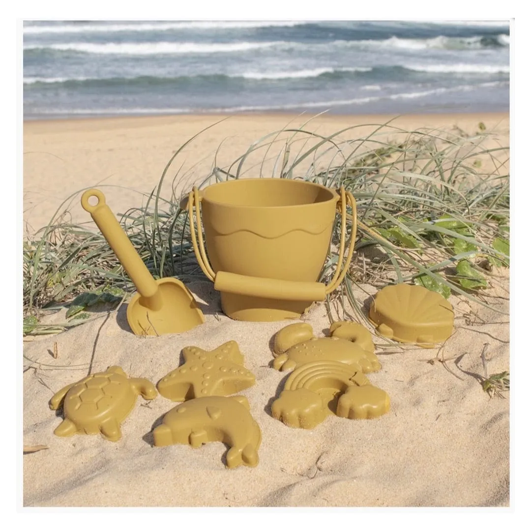 Silicone 8Pc Bucket & Spade Set - Sunshine