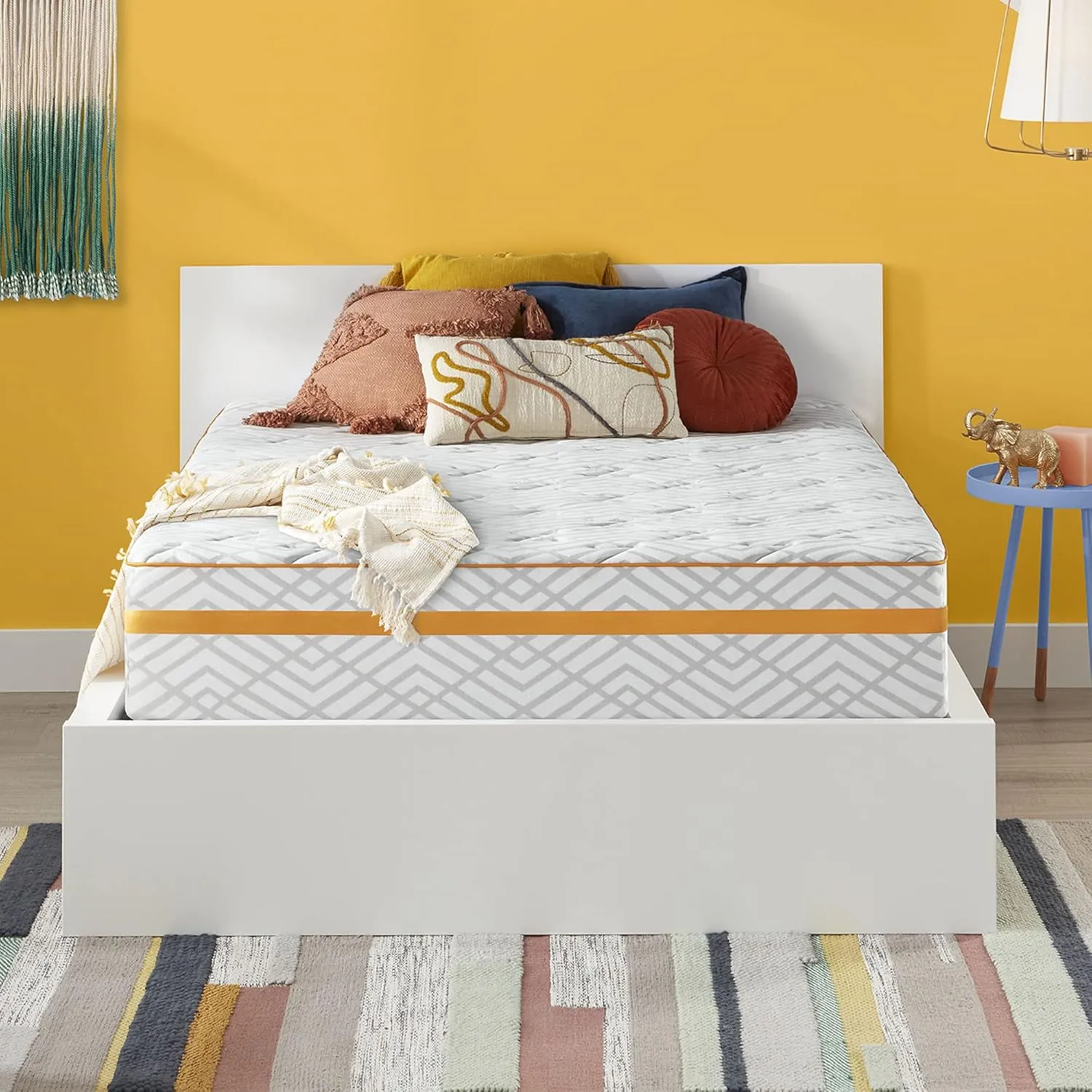Simmons Amazon Exclusive - Premium Hybrid Memory Foam Mattress - 12 Inch, Queen Size, Individually Wrapped Coils, Cooling Foam, Quilted Cover, CertiPur-US Certified, 100-Night Trial