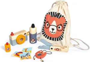 Tender Leaf Toys - Safari Adventure - 10 Pcs Outdoor Adventure Educational Playset for Kids, Exploration Kit with Drawstring Backpack - Gift Set for Camping, Hiking, and Pretend Play - Age 3 