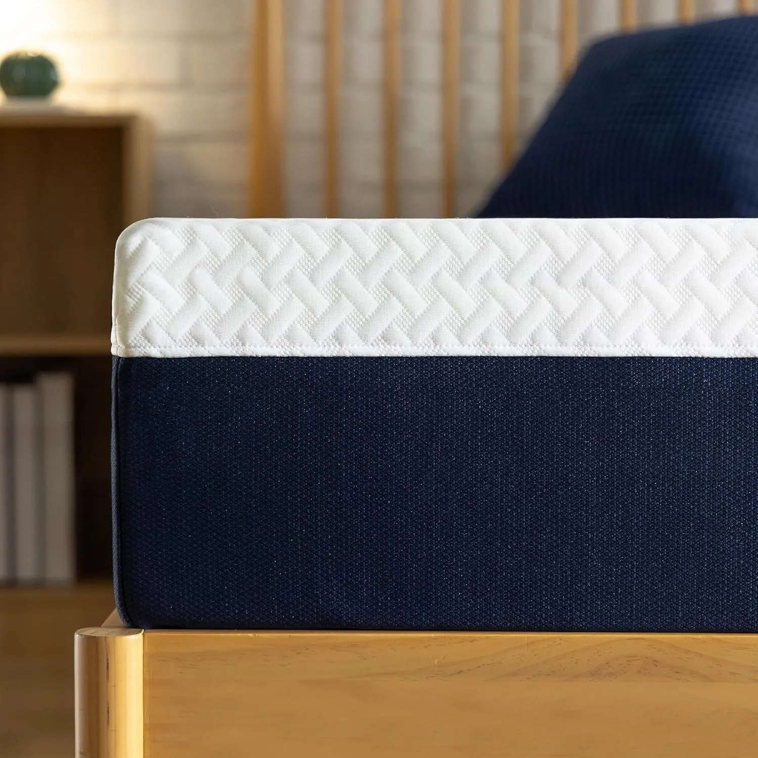 ZINUS 10 Inch Cooling Comfort Hybrid Mattress [New Version], Full, Fiberglass Free, Medium Firm Feel, Motion Isolation, Certified Safe Foams & Fabric, Mattress in A Box