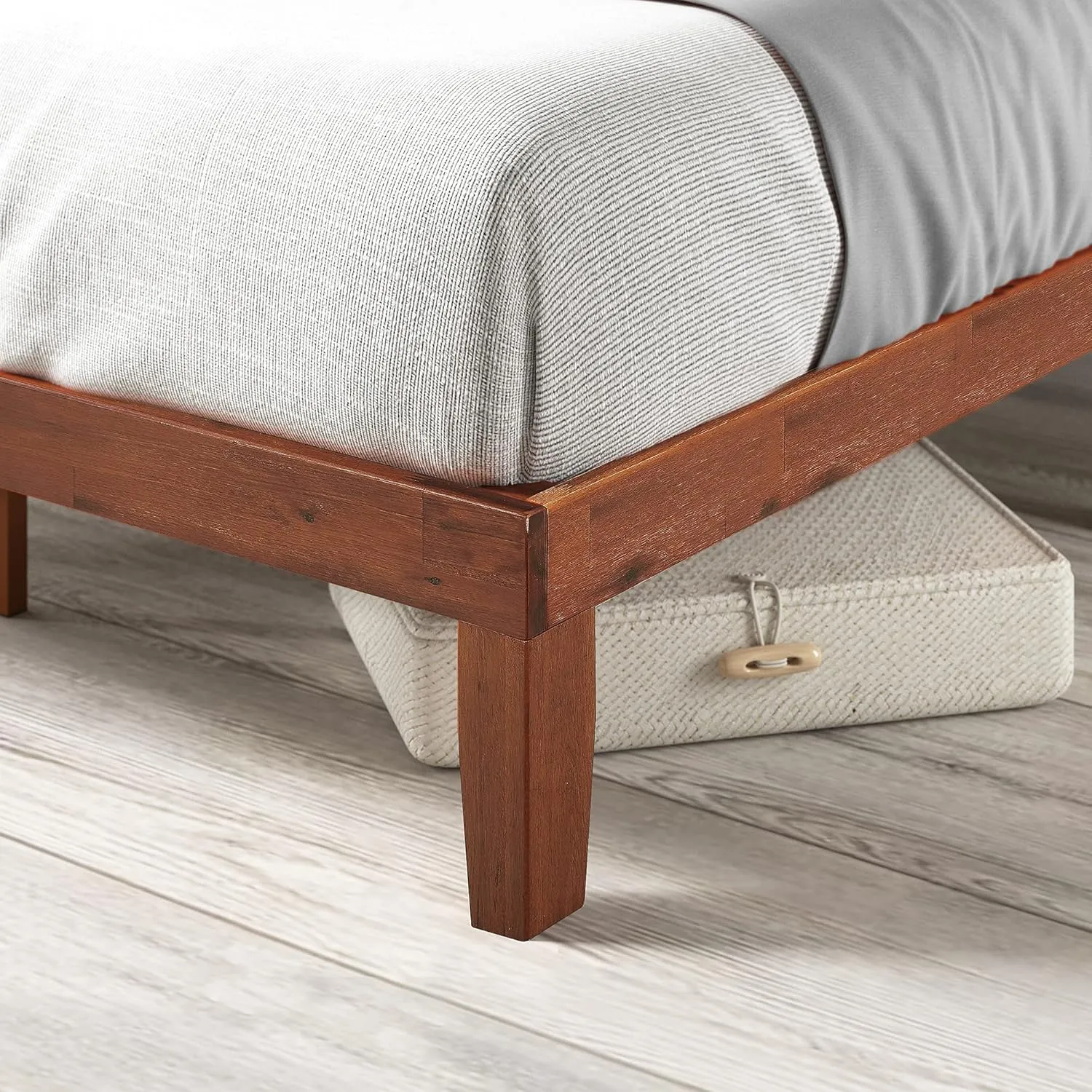 ZINUS Wen Wood Platform Bed Frame, Solid Wood Foundation, Wood Slat Support, No Box Spring Needed, Easy Assembly, Cherry, Queen